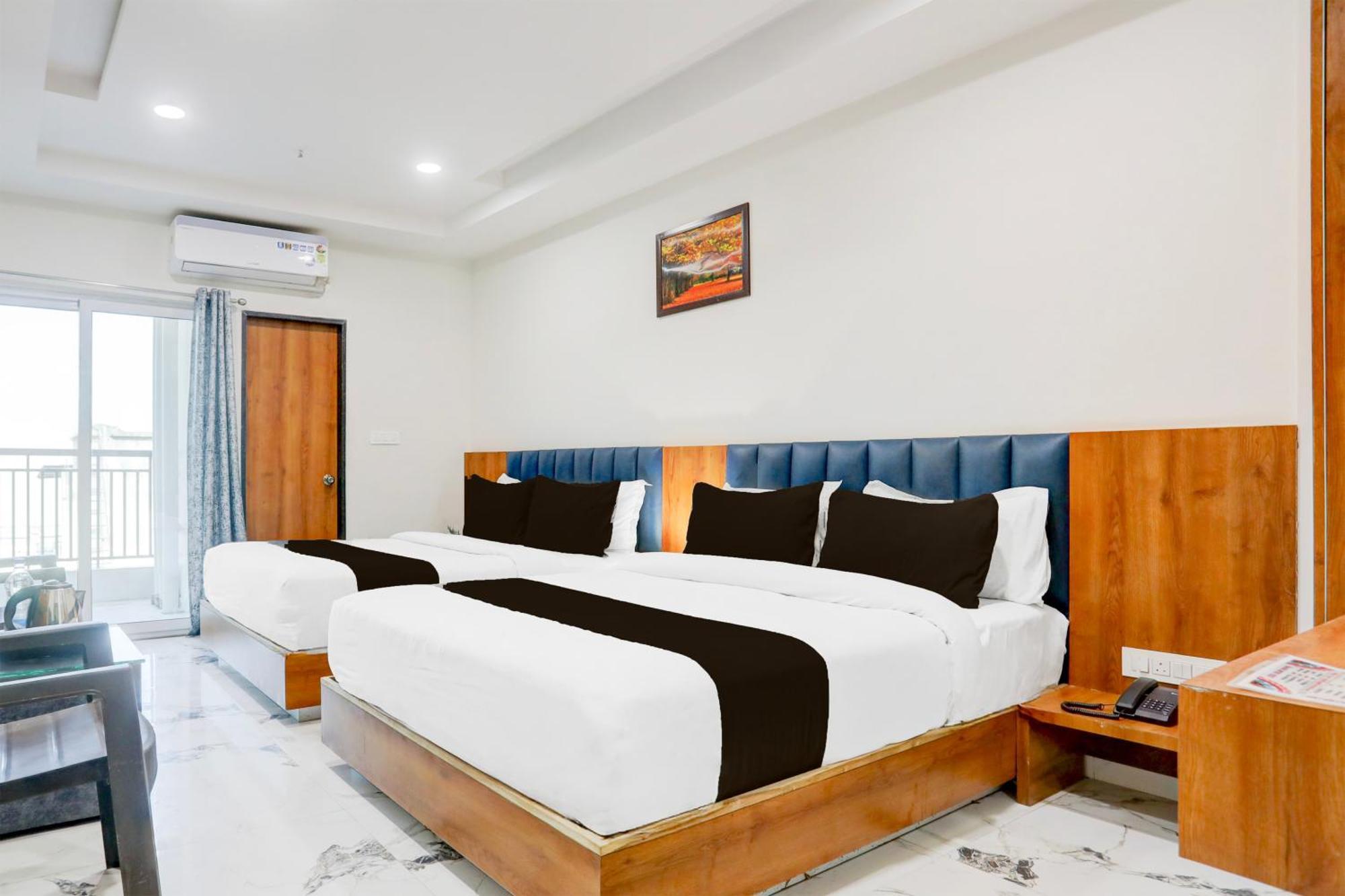 Super Townhouse Ambaji Formerly Hotel Kardhar Inn Exterior foto